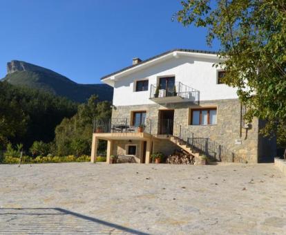 Casa Rural Sierra Salvada en Salmantón (Álava)