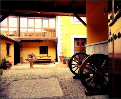 Hotel Monasterio de Ara-Mada en Santa Colomba de las Arrimadas (León)